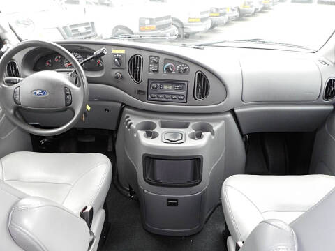 2003 Ford E-Series E-250