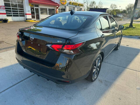 2023 Nissan Versa SV