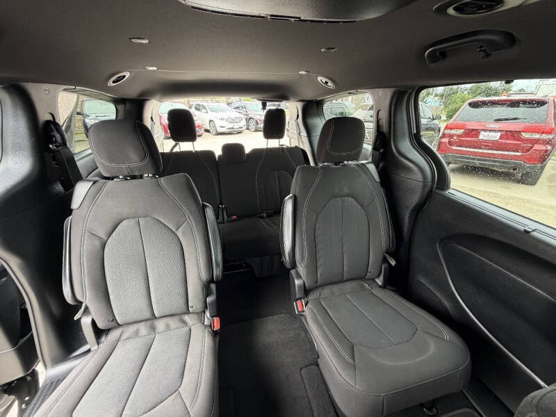 2020 Chrysler Pacifica Touring