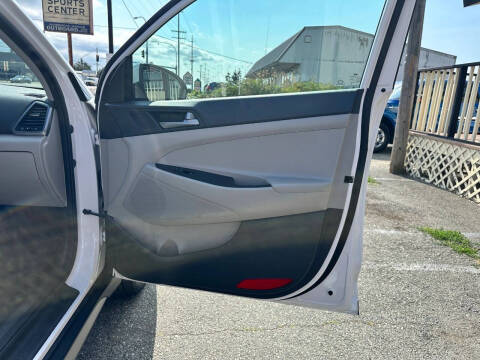 2017 Hyundai Tucson SE Plus