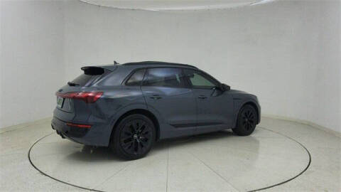 2024 Audi Q8 e-tron quattro Prestige