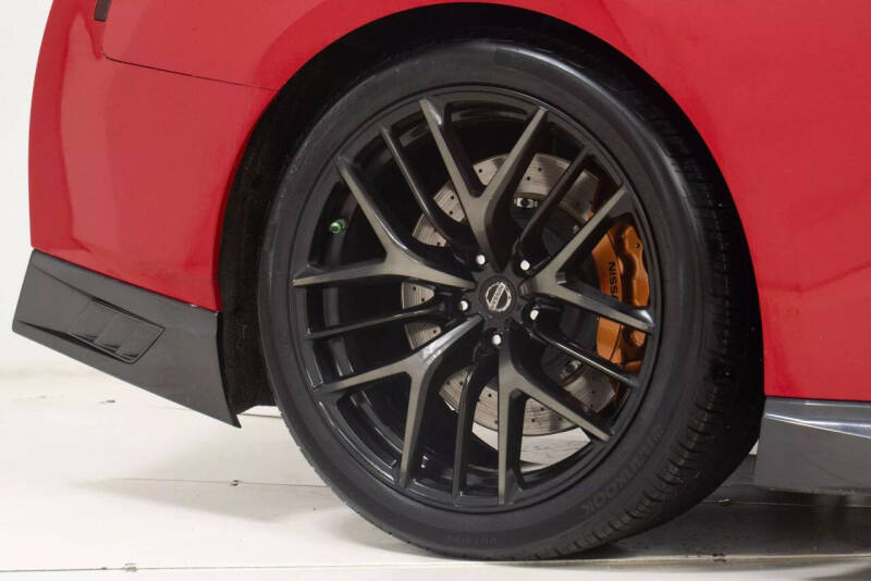 2019 Nissan GT-R Premium