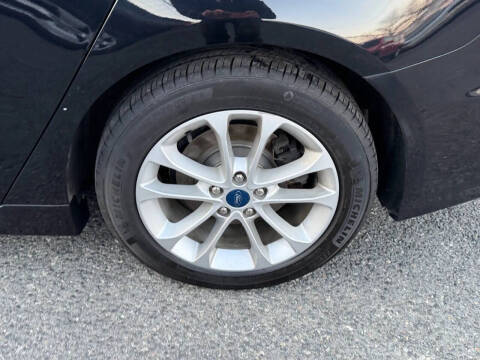 2020 Ford Fusion Hybrid SE