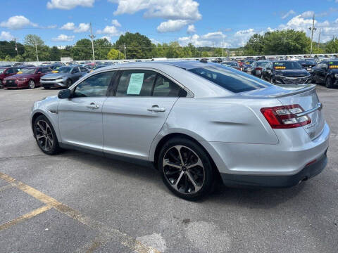 2016 Ford Taurus SEL