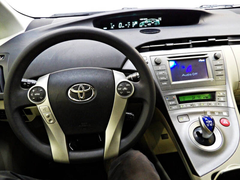 2014 Toyota Prius Two