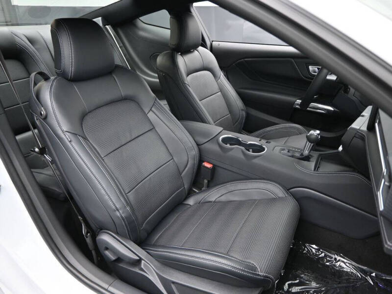 2025 Ford Mustang EcoBoost Premium