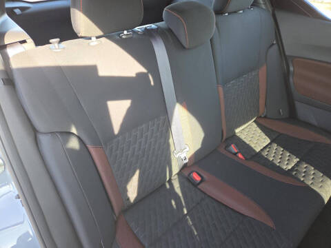 2021 Nissan Kicks SR