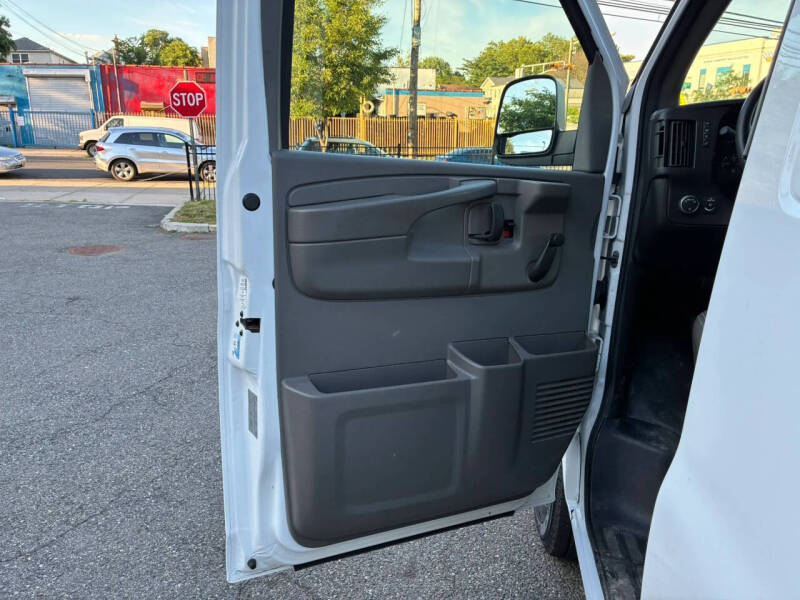 2013 Chevrolet Express 2500
