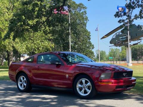 2007 Ford Mustang for sale at Every Day Auto Sales in Shakopee MN