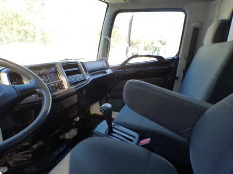 2016 Hino Conventional Cab