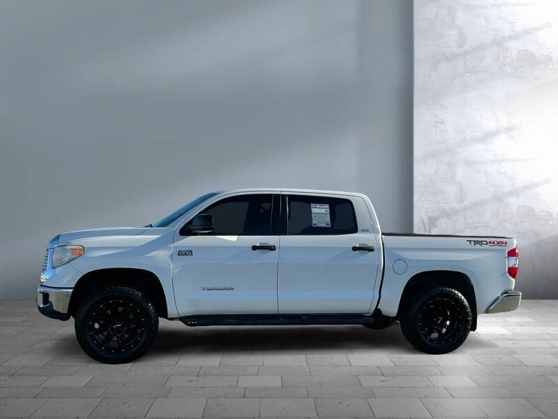 2017 Toyota Tundra SR5