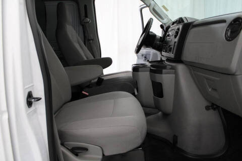 2013 Ford E-Series E-350 SD