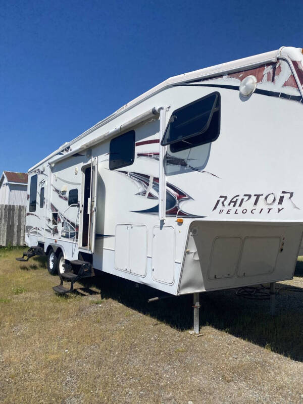 2009 Keystone RV Raptor 300M