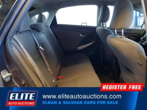 2014 Toyota Prius Two