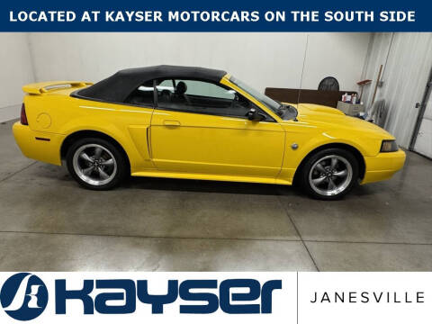 2004 Ford Mustang GT Deluxe