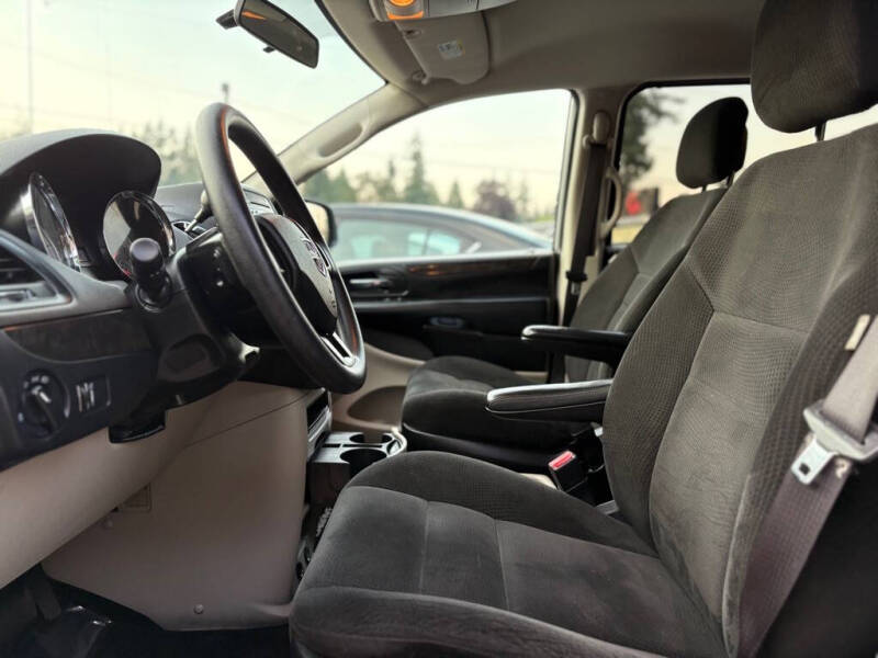 2016 Dodge Grand Caravan American Value Package