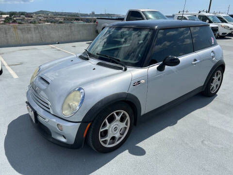 2006 MINI Cooper for sale at KD AUTO SALES LLC in Aiea HI