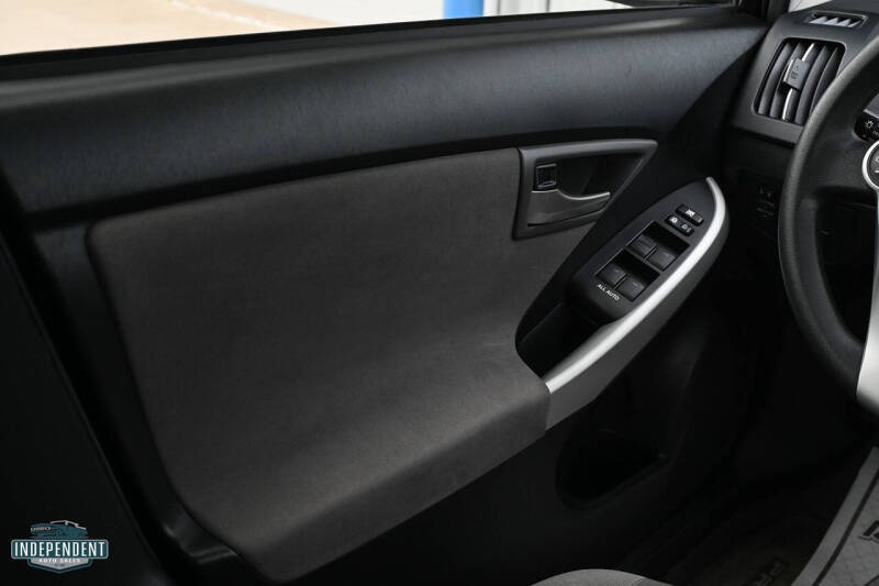 2012 Toyota Prius Two