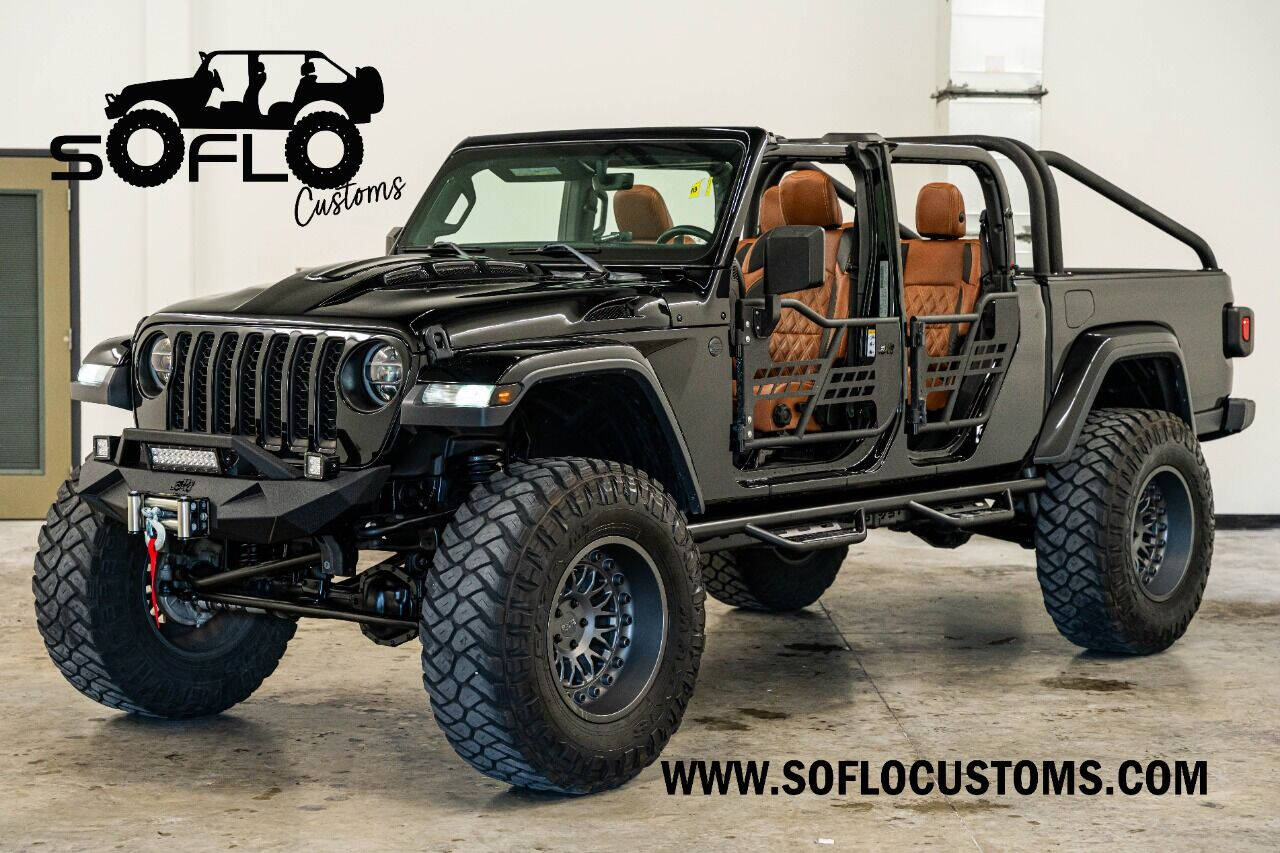 2020 JEEP Gladiator Pickup - $54,999