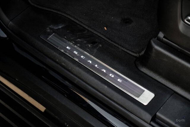 2025 Cadillac Escalade-V