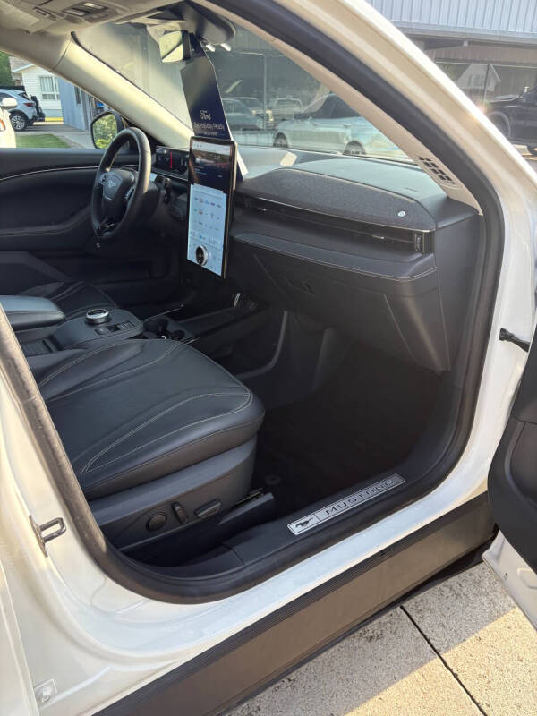 2021 Ford Mustang Mach-E Premium