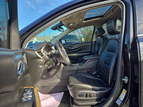 2017 GMC Acadia Denali