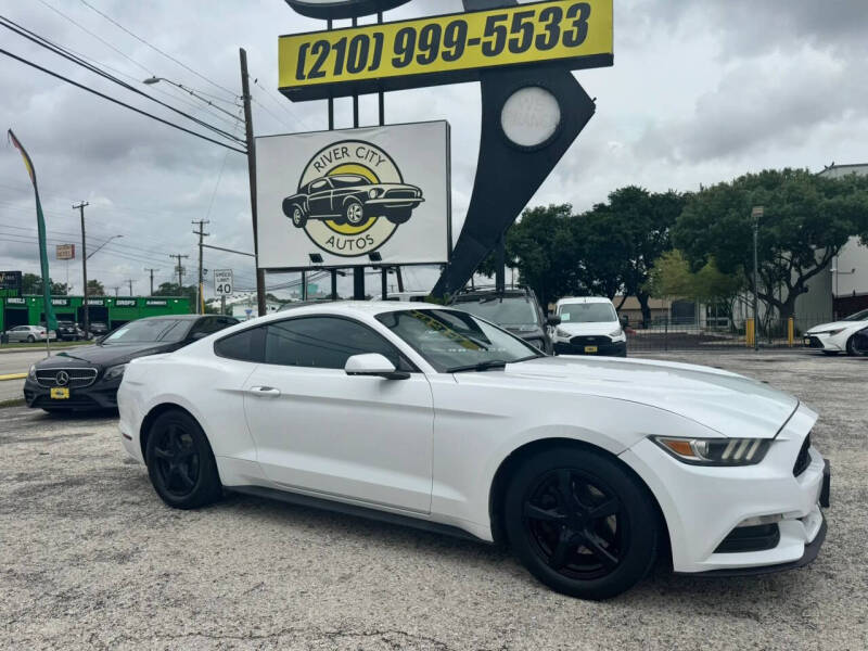 2015 Ford Mustang V6