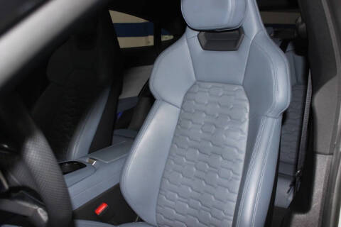 2023 Audi e-tron GT quattro Prestige