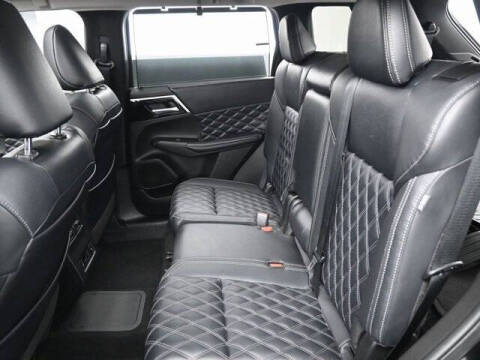 2023 Mitsubishi Outlander PHEV SEL