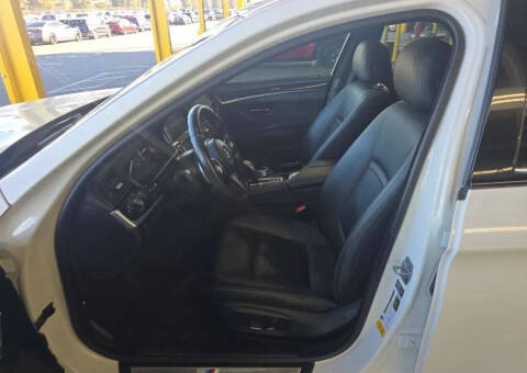 2014 BMW 5 Series 528i