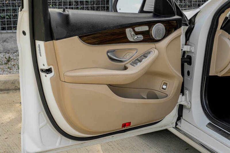 2018 Mercedes-Benz C-Class C 300