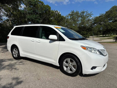 2017 Toyota Sienna