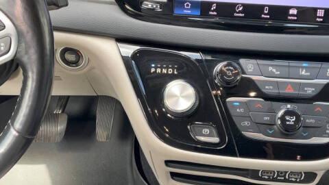 2021 Chrysler Pacifica Touring L
