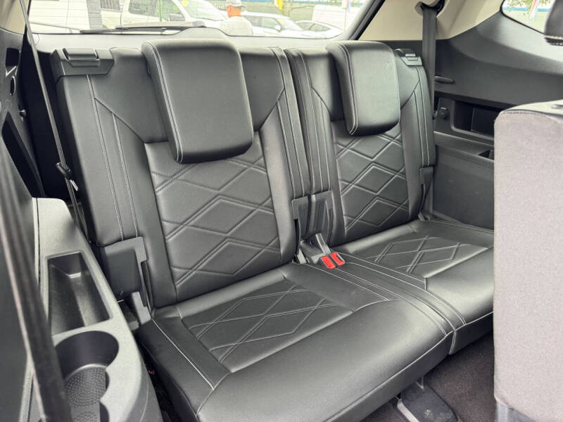 2024 Volkswagen Atlas SE