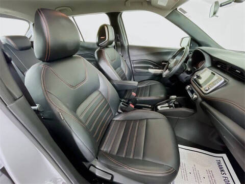 2019 Nissan Kicks SR