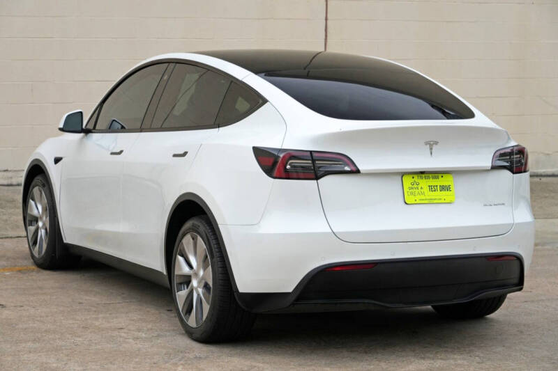 2022 Tesla Model Y Long Range