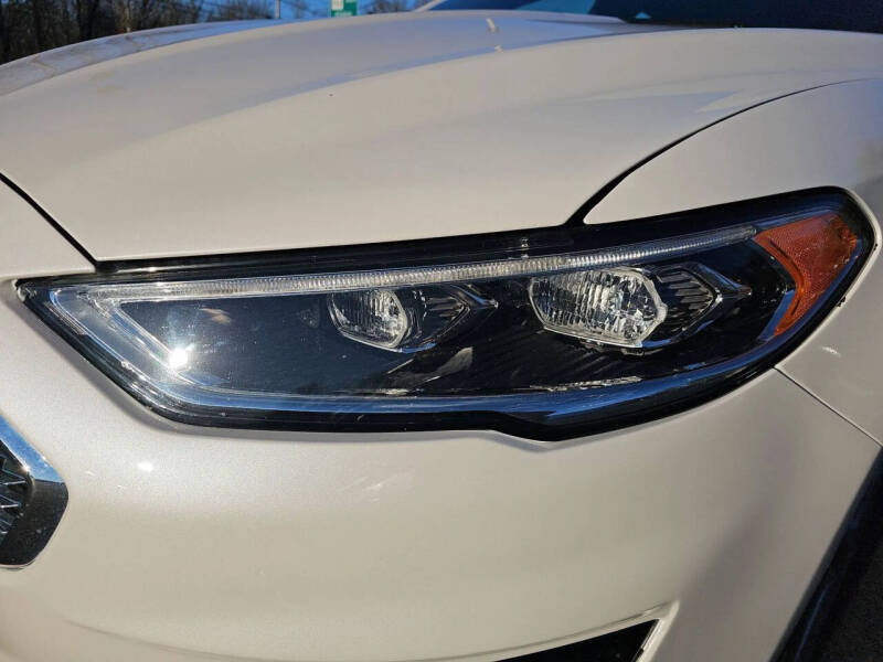 2019 Ford Fusion Hybrid Titanium