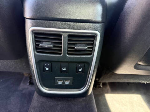 2016 Chrysler 300 C