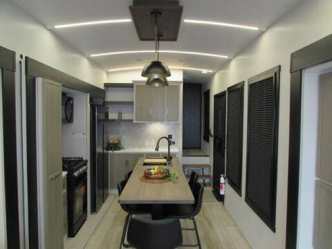 2025 Forest River 38 VERANDA