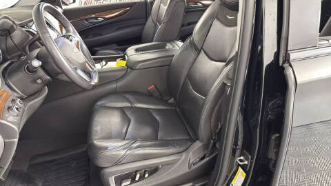 2019 Cadillac Escalade ESV Premium Luxury