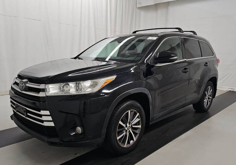 2019 Toyota Highlander XLE's photo