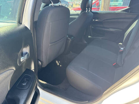 2011 Dodge Avenger Express