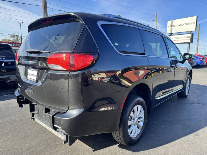 2019 Chrysler Pacifica Touring L