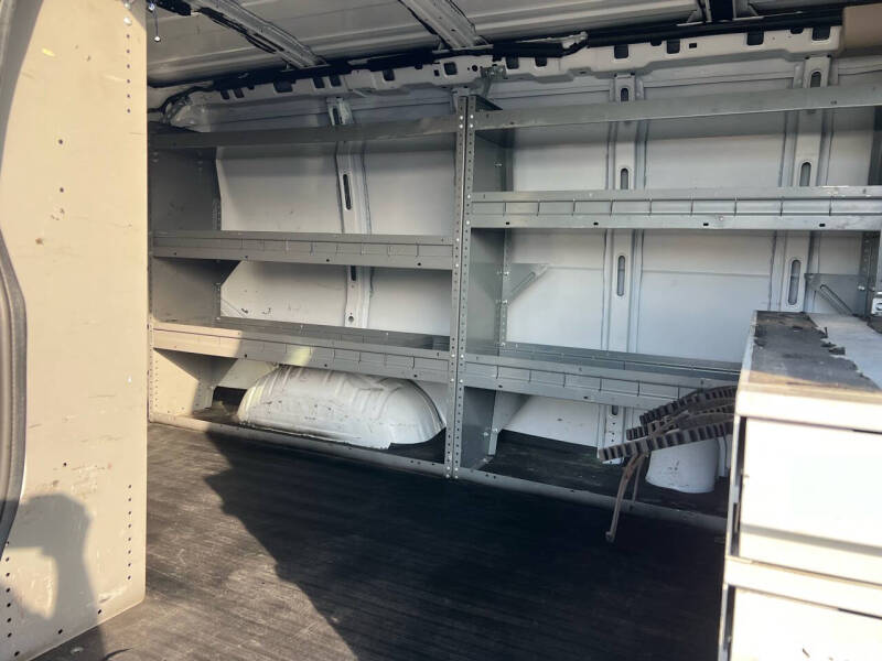 2018 Chevrolet Express 2500