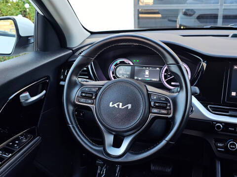 2022 Kia Niro Plug-In Hybrid LXS