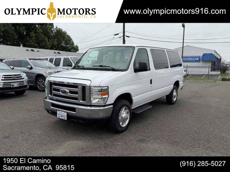 2013 Ford E-Series E-350 SD XLT