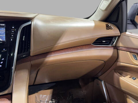 2016 Cadillac Escalade Platinum