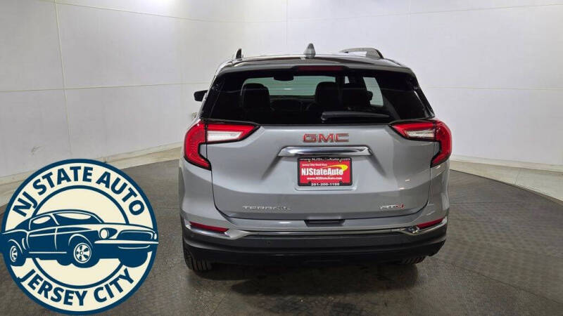 2023 GMC Terrain AT4