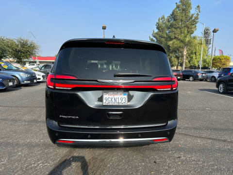 2021 Chrysler Pacifica Touring L