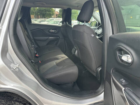 2019 Jeep Cherokee Latitude